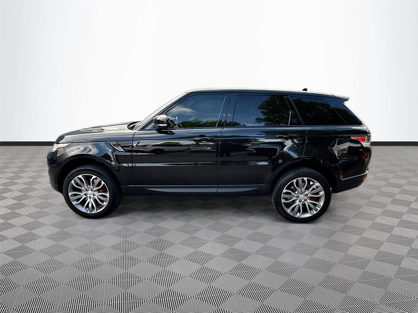 Used 2016 Land Rover Range Rover Sport Supercharged AWD/4WD image 4