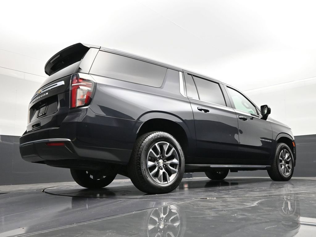 Used 2023 Chevrolet Suburban LS image 24