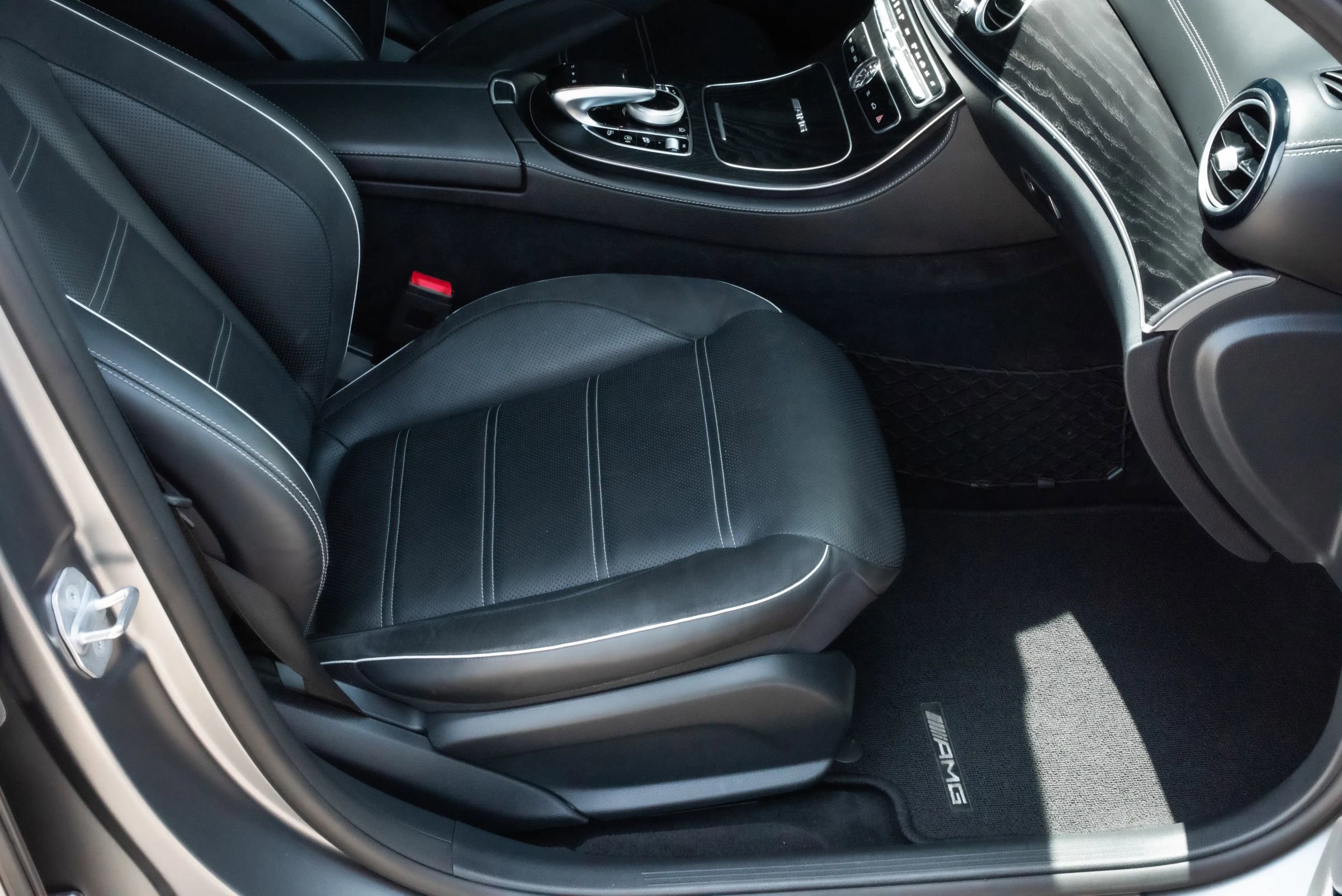 Used 2018 Mercedes-Benz E 63 AMG S image 19