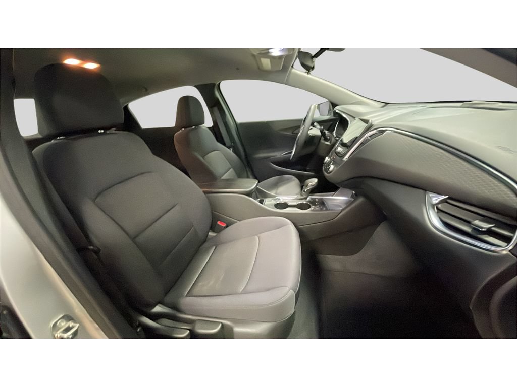 Used 2021 Chevrolet Malibu LT FWD image 17