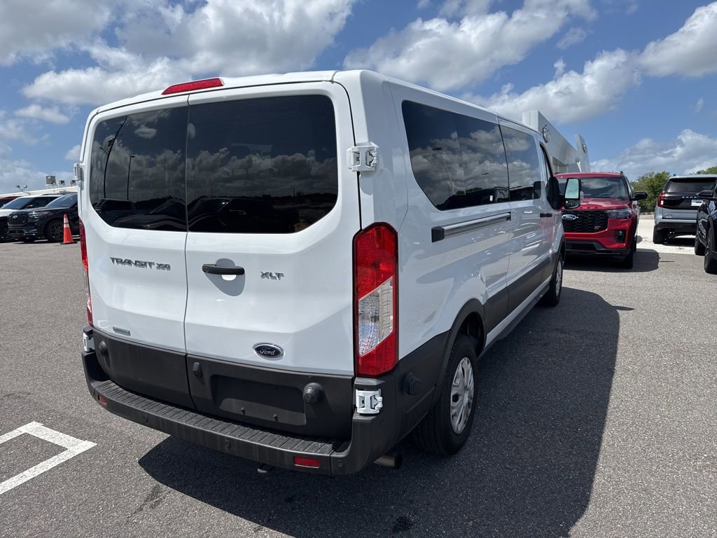Used 2024 Ford Transit 350 XLT image 2