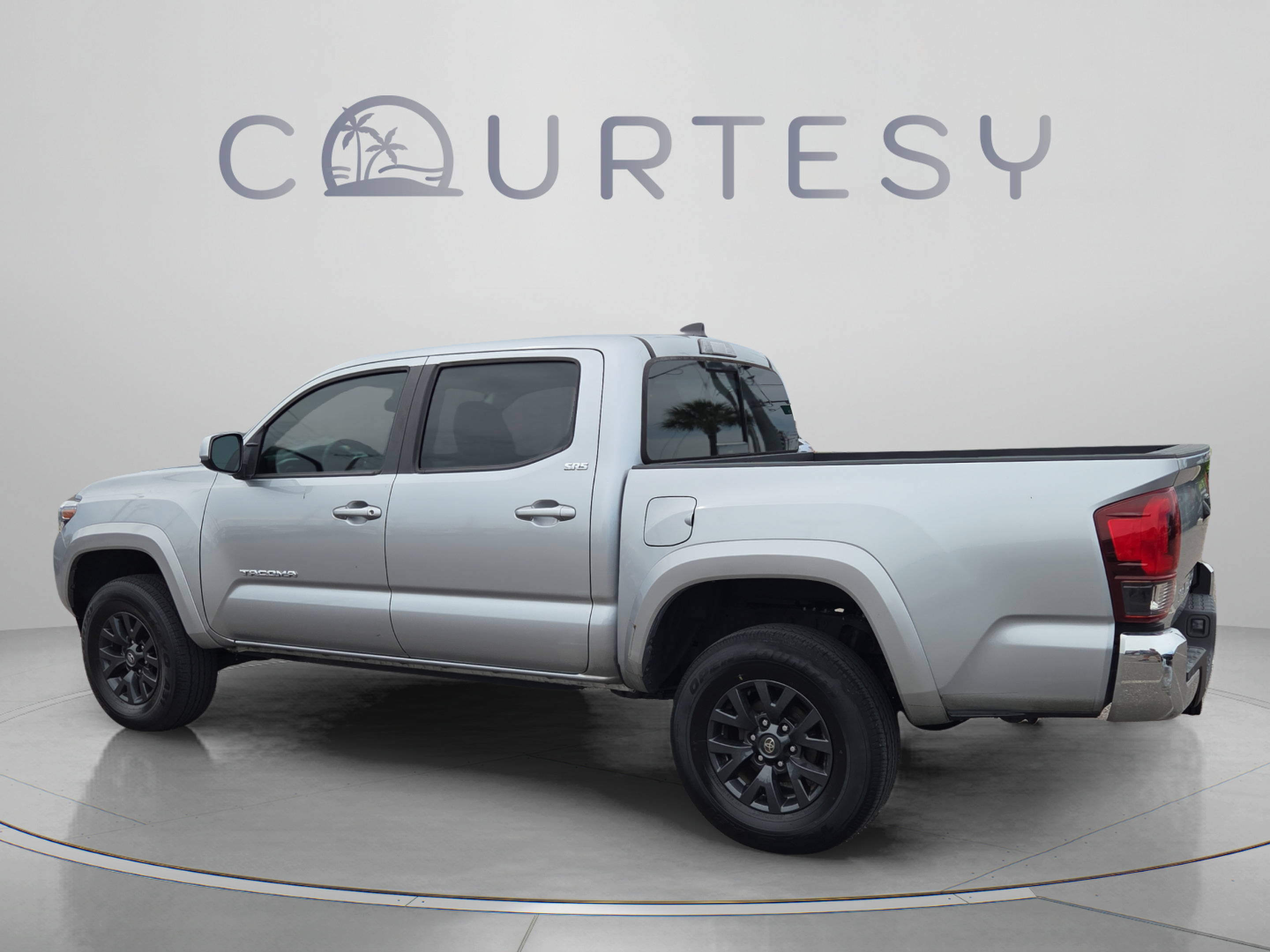 Certified 2023 Toyota Tacoma SR5 RWD image 3