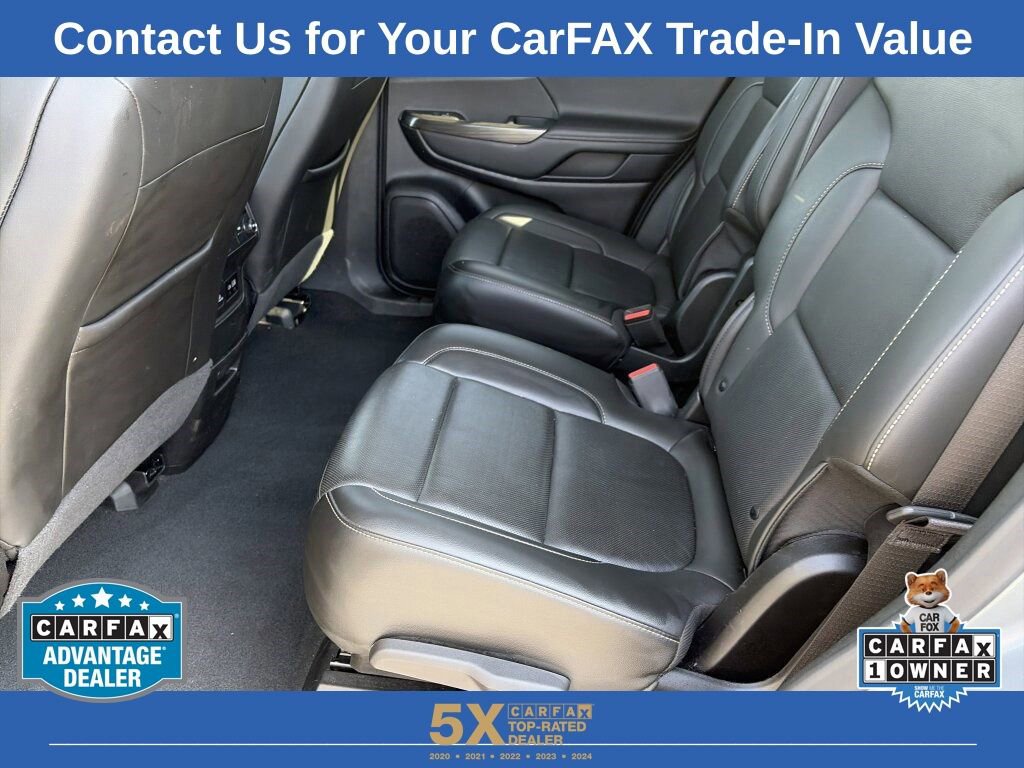 Used 2023 GMC Acadia SLT image 30