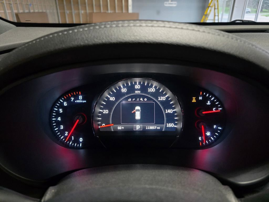 Used 2016 Kia Sorento SX image 8
