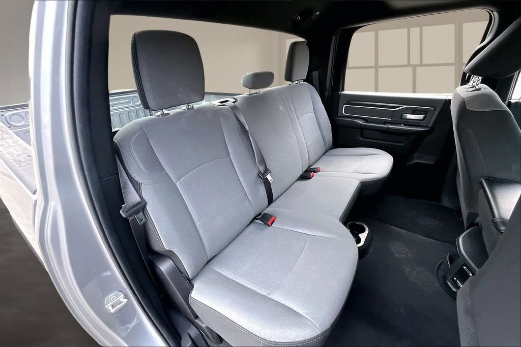 Used 2022 RAM 3500 Big Horn image 26