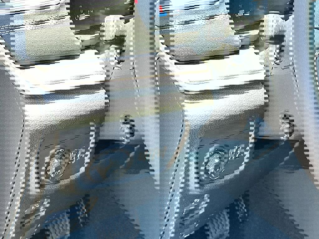 New 2025 Jeep Grand Cherokee Limited w/ Luxury Tech Group II image 10