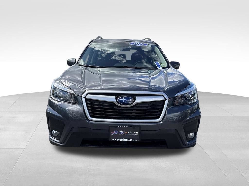 Used 2021 Subaru Forester Premium AWD/4WD image 2