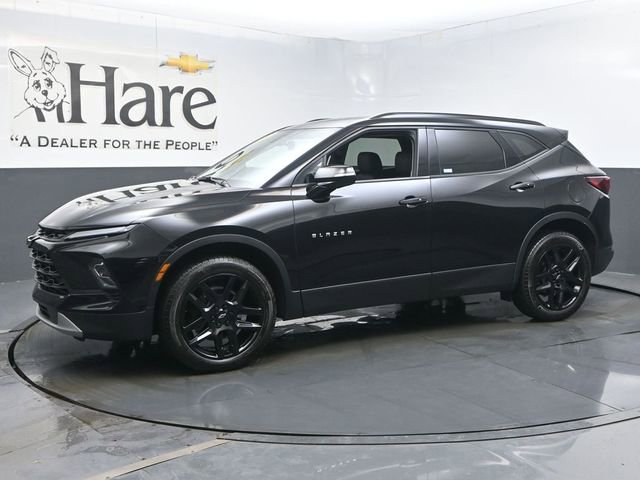 Used 2024 Chevrolet Blazer LT w/ LPO, Black Grille Bar Package image 32