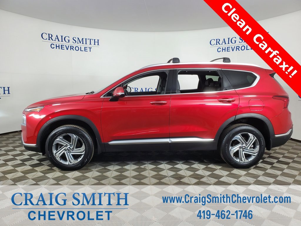 Used 2022 Hyundai Santa Fe SEL w/ Convenience Package image 2