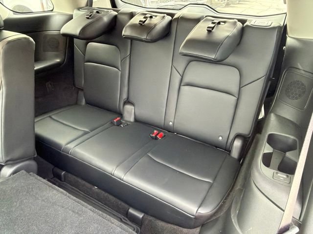 Used 2023 Nissan Pathfinder Platinum w/ Lighting Package (N93) AWD/4WD image 17