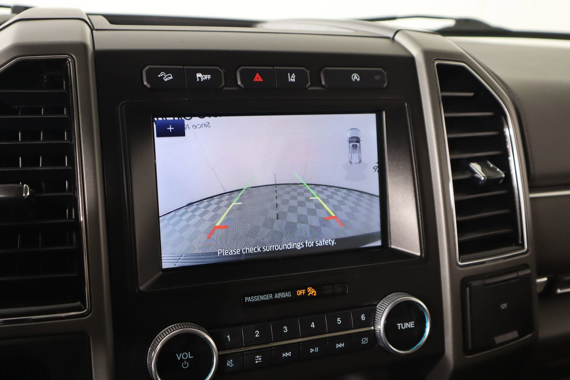 Used 2021 Ford Expedition Max XLT image 6