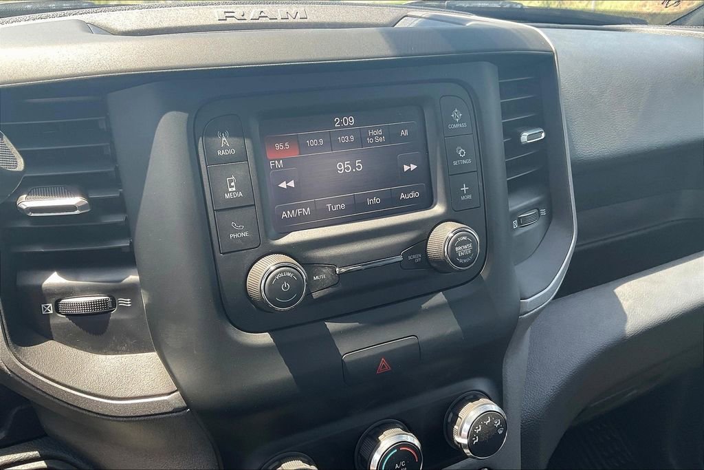 Used 2024 RAM 3500 Tradesman w/ Chrome Appearance Group image 7