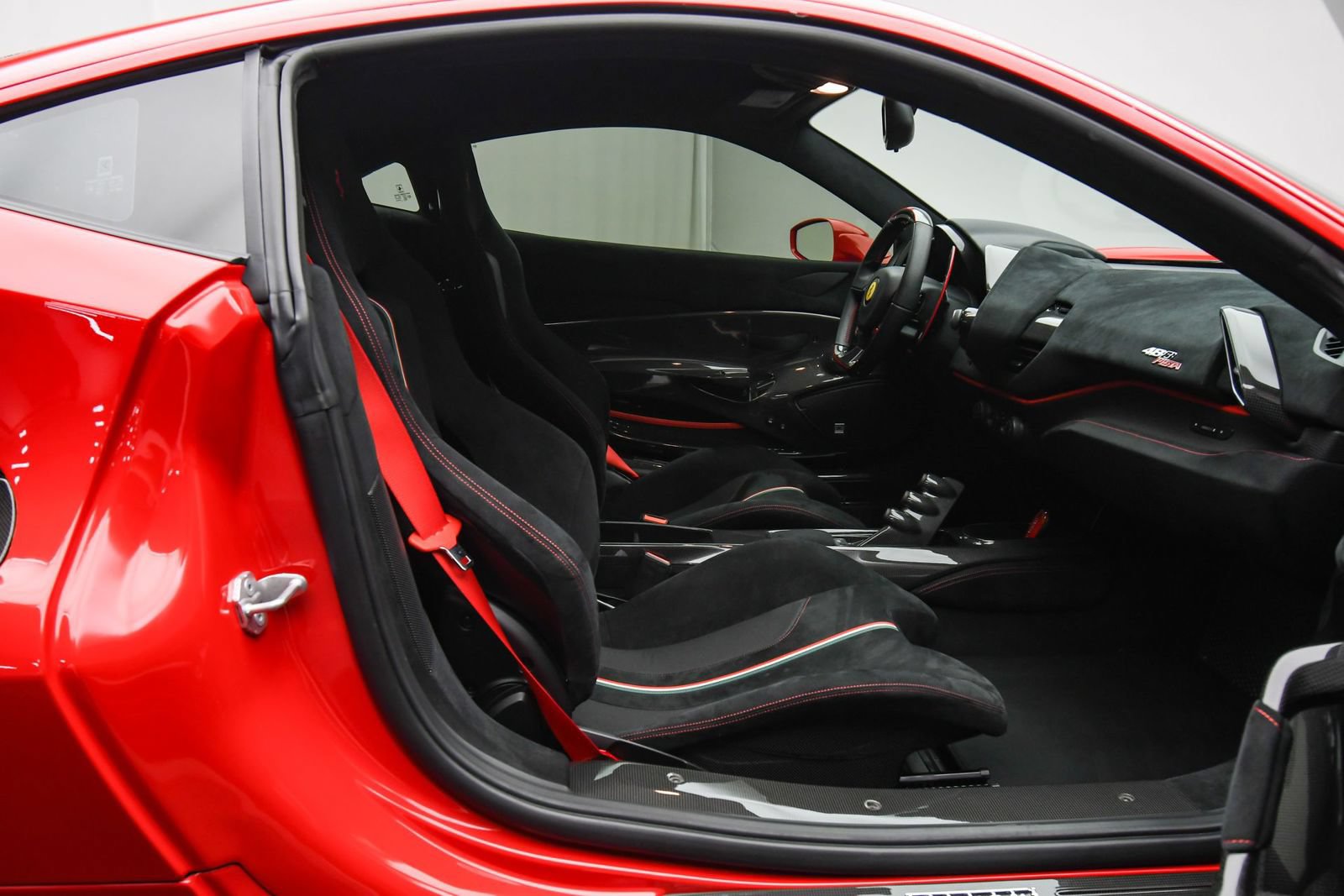 Used 2020 Ferrari 488 Pista Coupe RWD image 54
