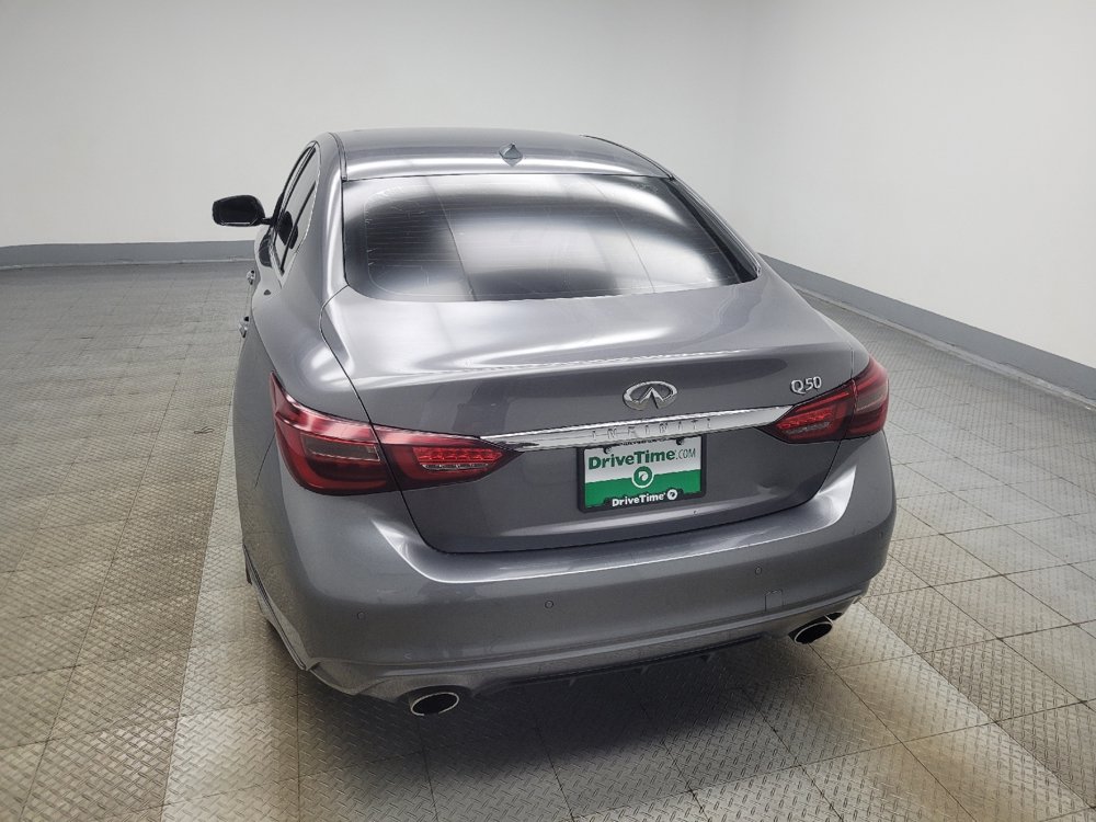 Used 2018 INFINITI Q50 Luxe w/ Essential Package (2.0T Luxe) RWD image 6