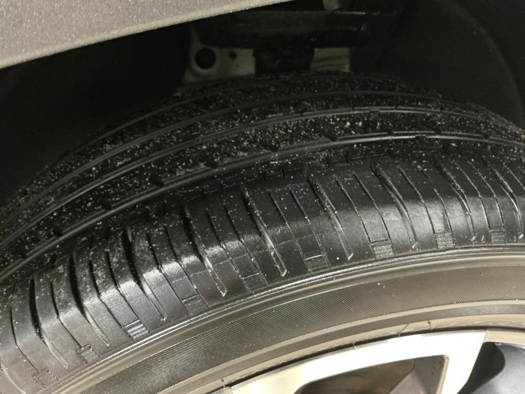 Certified 2023 GMC Terrain SLT w/ LPO, Floor Liner Package AWD/4WD image 11