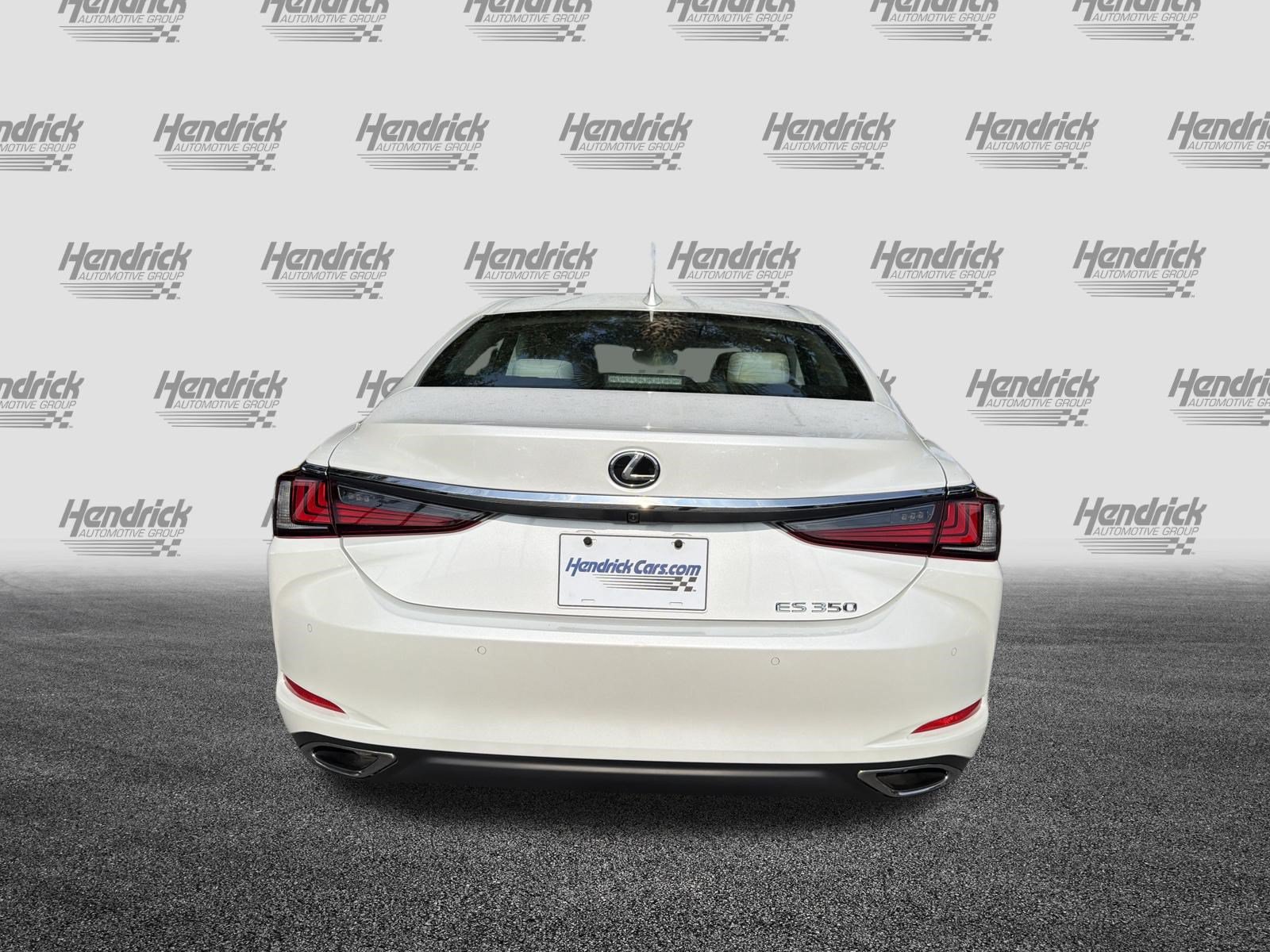 Used 2025 Lexus ES 350 w/ Premium Package FWD image 8