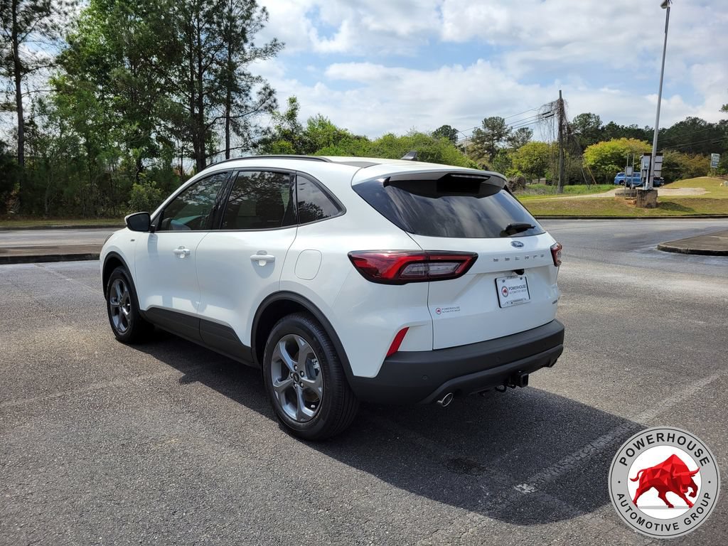 New 2026 Ford Escape ST-Line Select w/ Tech Pack #1 AWD/4WD image 3