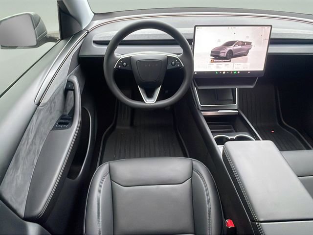 Used 2026 Tesla Model Y Long Range image 19