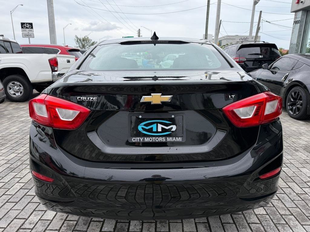 Used 2017 Chevrolet Cruze LT w/ Sun And Sound Package image 6