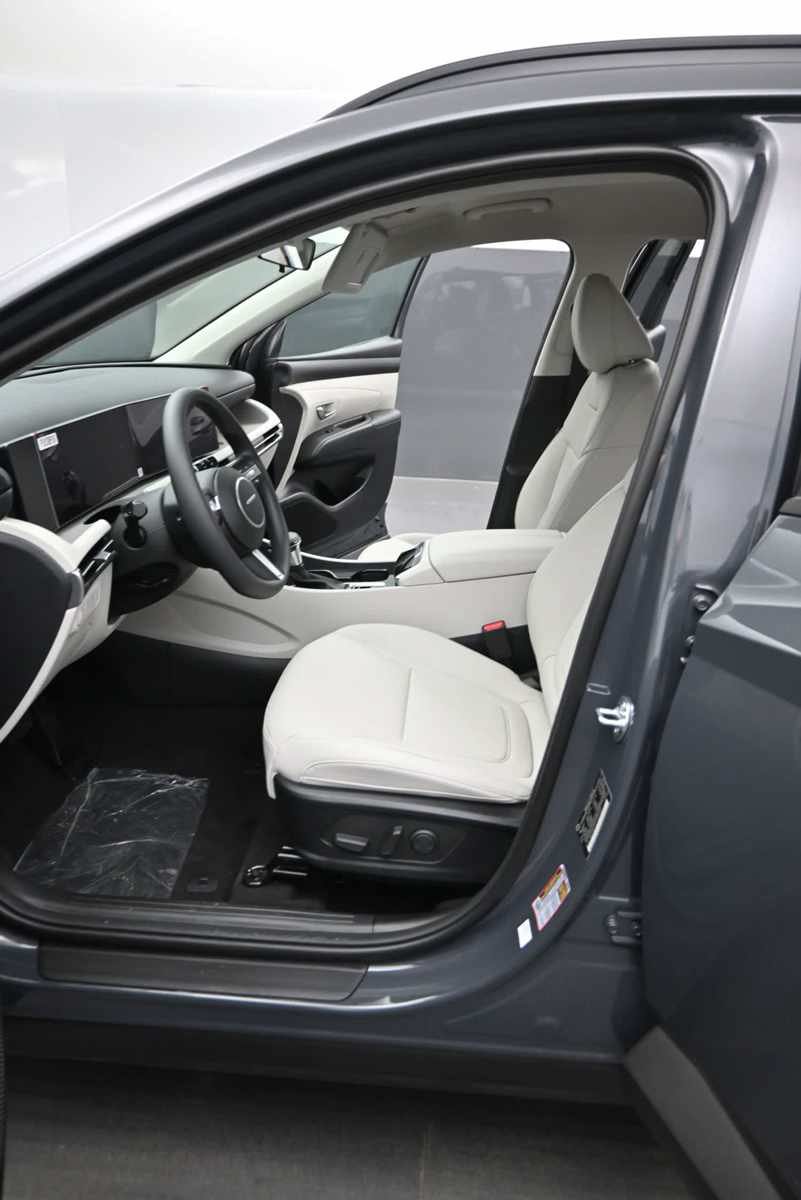 New 2026 Hyundai Tucson SEL Plus AWD/4WD image 15