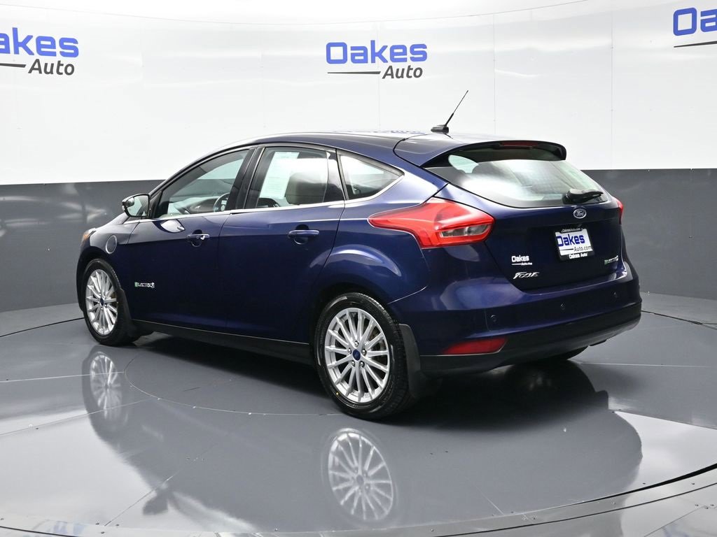 Used 2016 Ford Focus Base w/ Exterior Protection Package image 6
