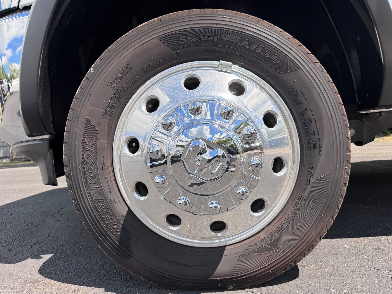 New 2024 RAM 4500 Tradesman w/ Chrome Appearance Group RWD image 30