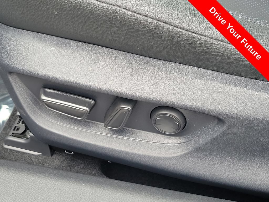 Used 2026 Toyota Camry XSE FWD image 21