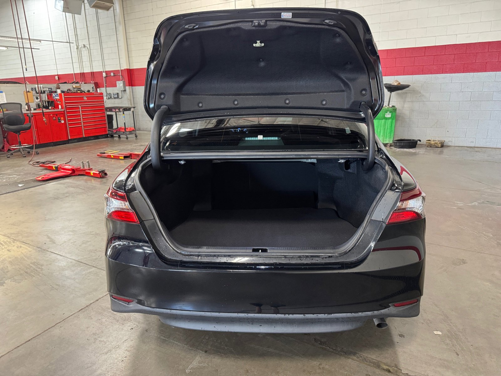 Certified 2023 Toyota Camry LE FWD image 34