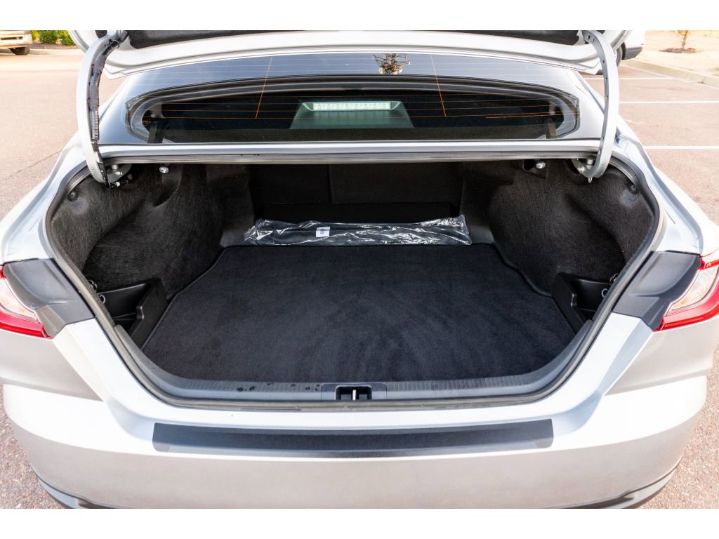 Used 2025 Toyota Camry LE image 14