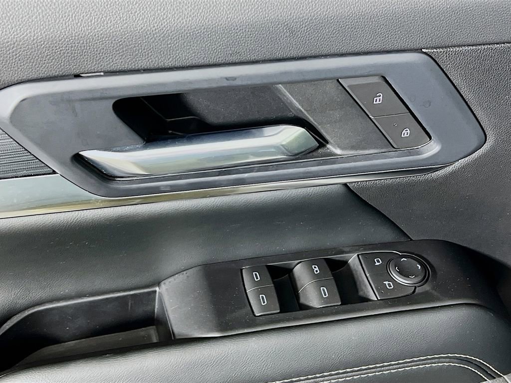 Used 2026 GMC Terrain Elevation image 16