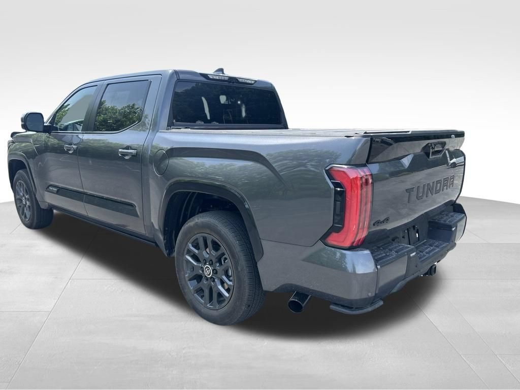 Used 2024 Toyota Tundra Platinum AWD/4WD image 3
