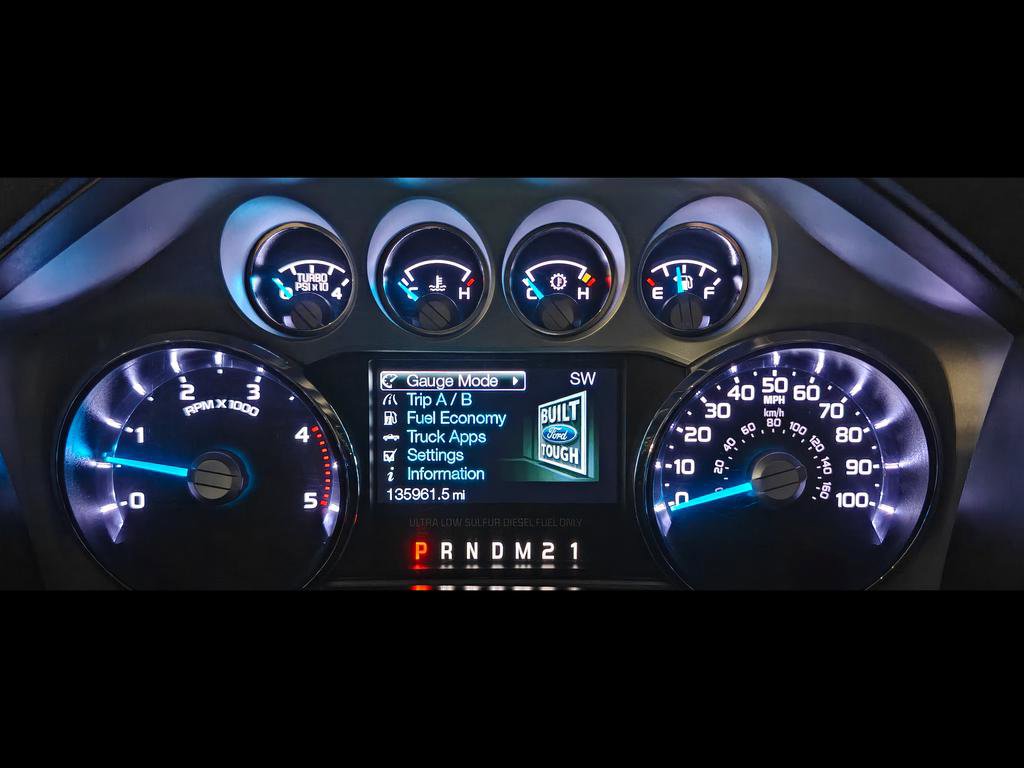 Used 2015 Ford F250 Lariat w/ Chrome Package image 58