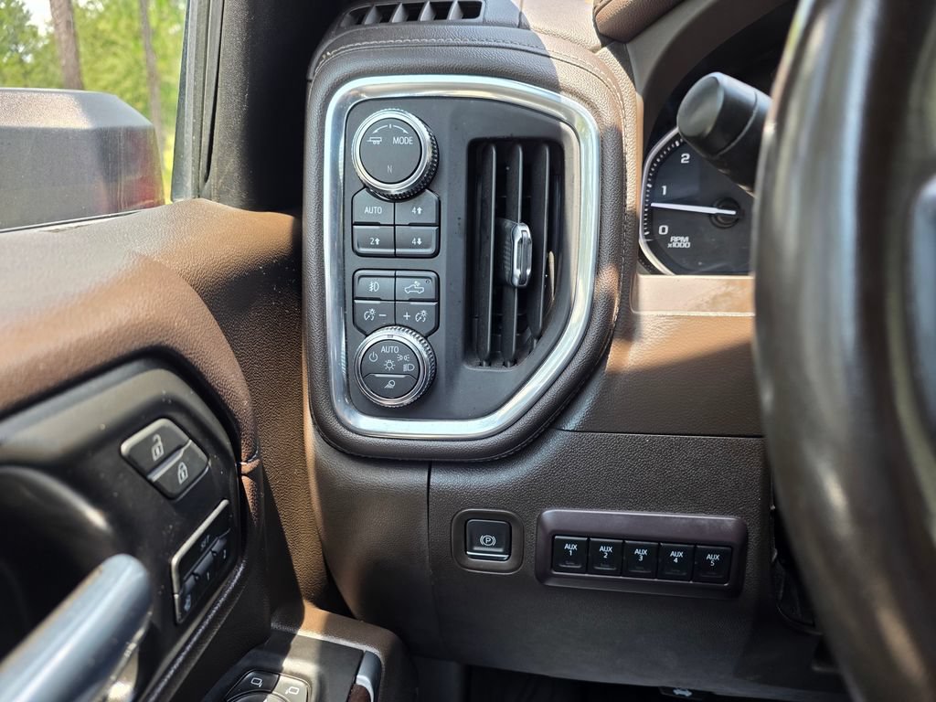 Used 2021 GMC Sierra 2500 SLT AWD/4WD image 34