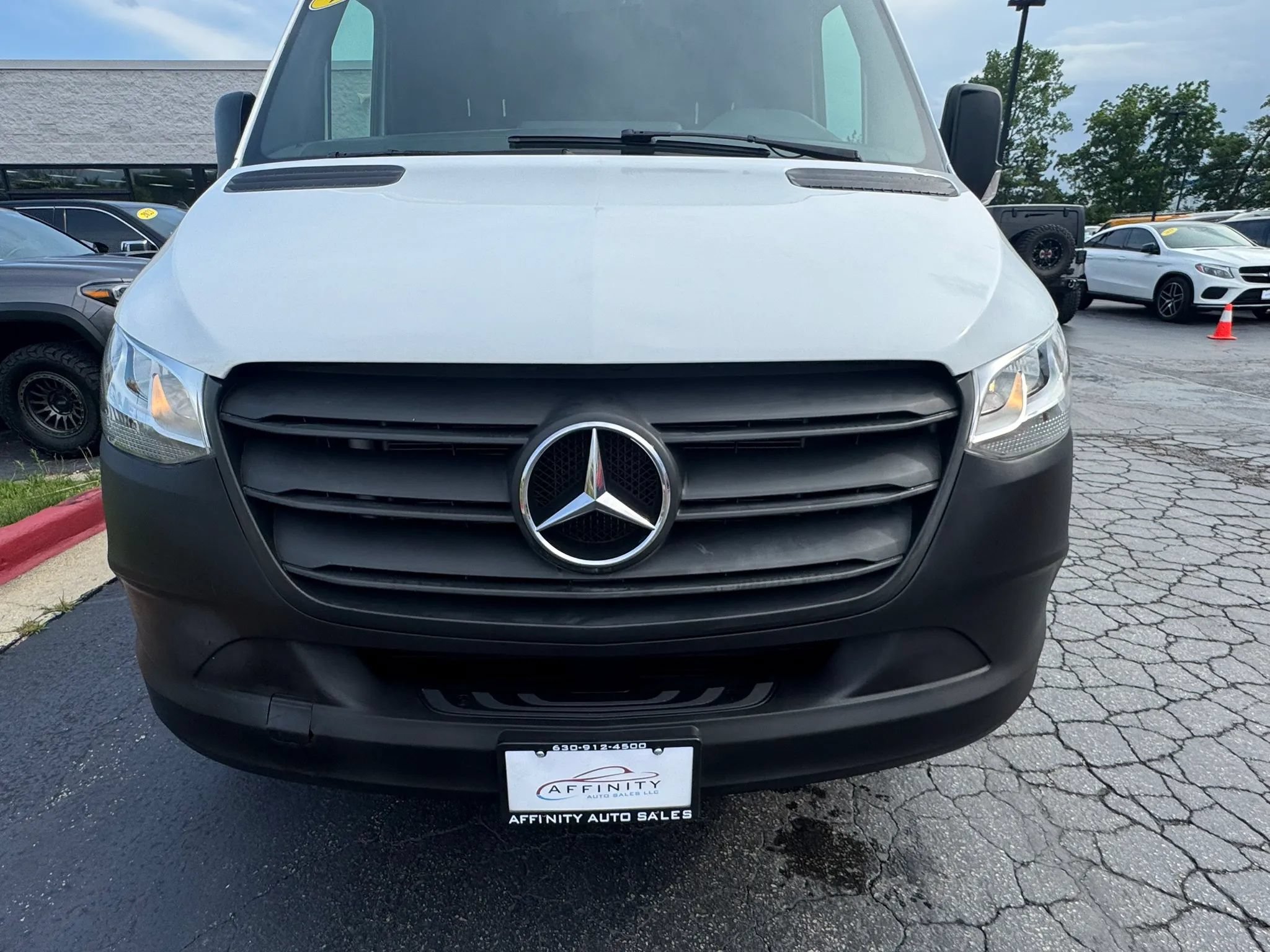 Used 2020 Mercedes-Benz Sprinter 3500 w/ Driver Convenience Package image 28