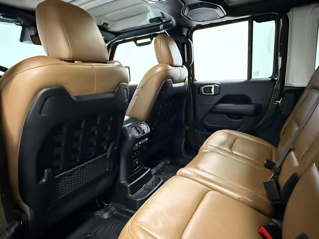 Used 2022 Jeep Wrangler Unlimited Rubicon w/ Dual Top Group image 23