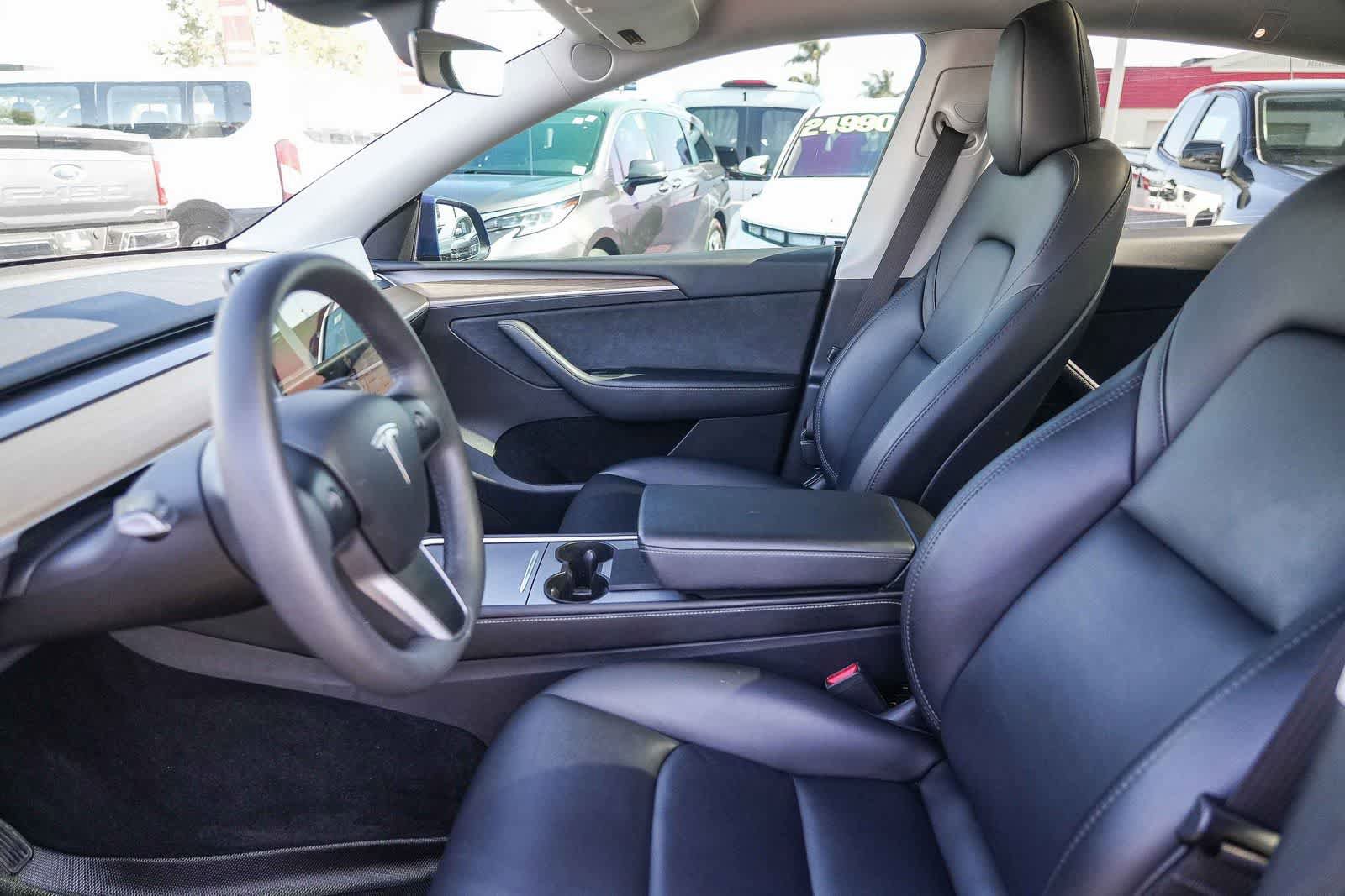 Used 2023 Tesla Model Y 2WD image 17