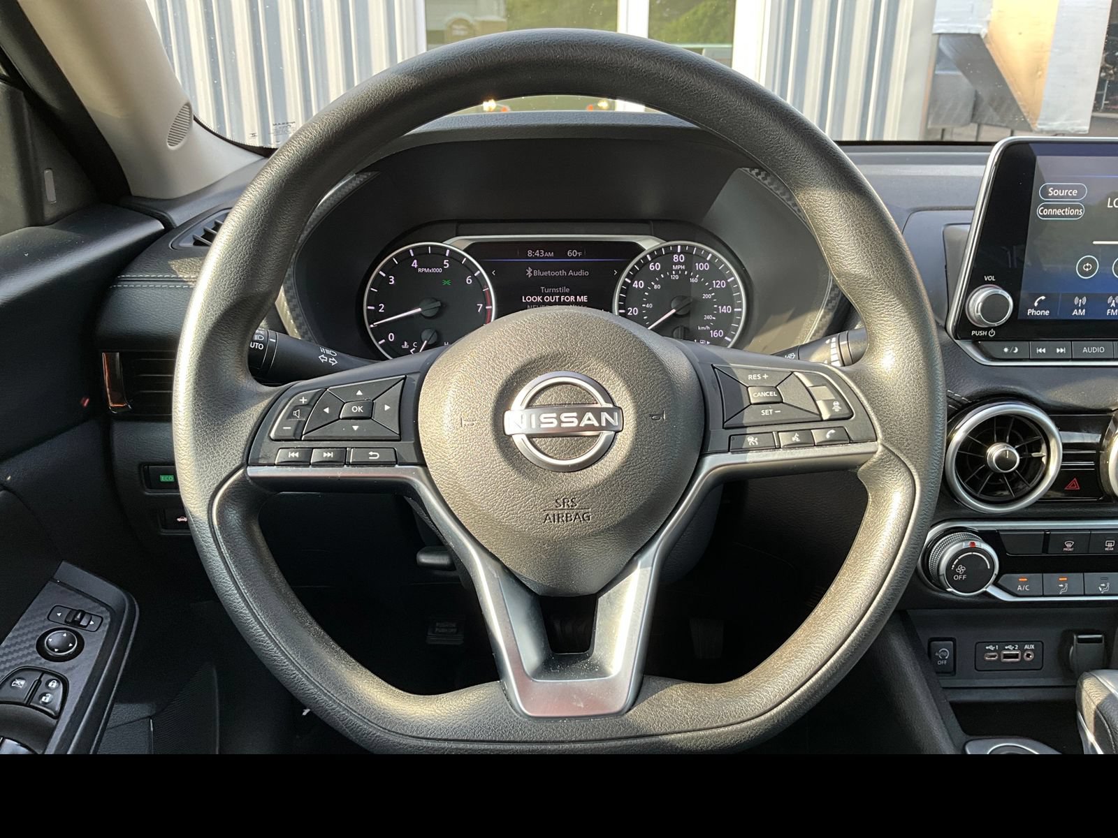 Used 2025 Nissan Sentra SV FWD image 3