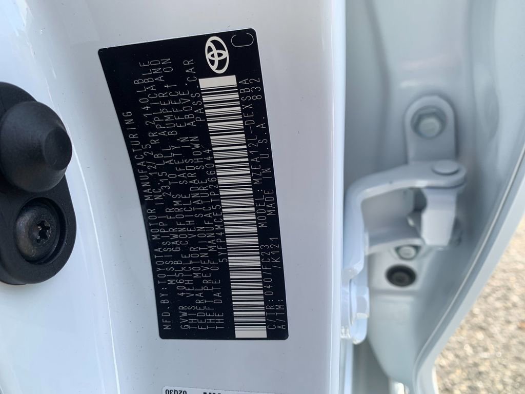 New 2026 Toyota Corolla SE image 32