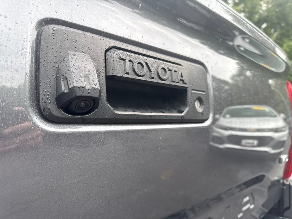 Used 2023 Toyota Tacoma SR AWD/4WD image 15
