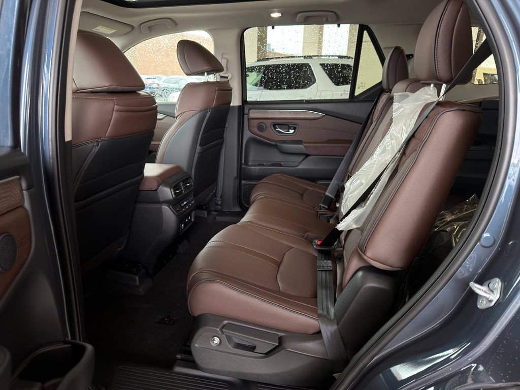 Used 2026 Honda Pilot Elite image 19