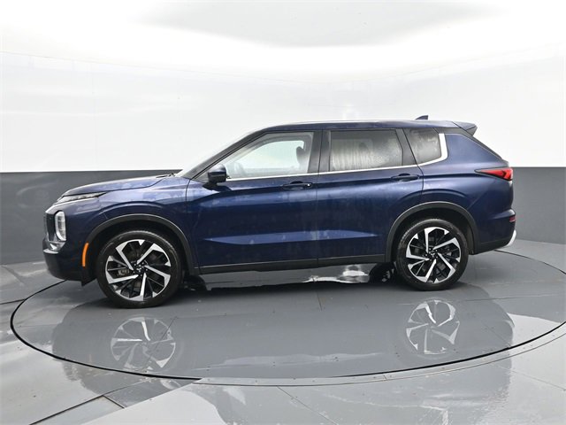Used 2024 Mitsubishi Outlander SE image 5