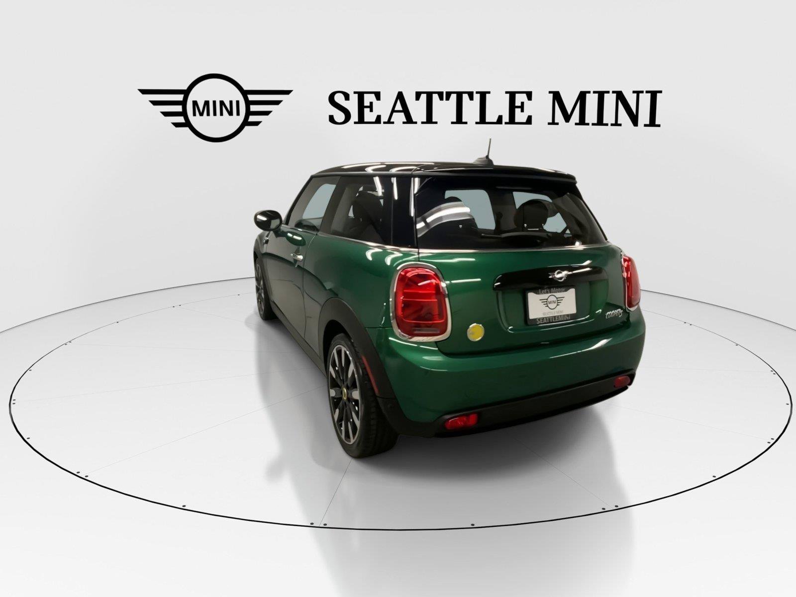 Used 2024 MINI Cooper SE FWD image 9