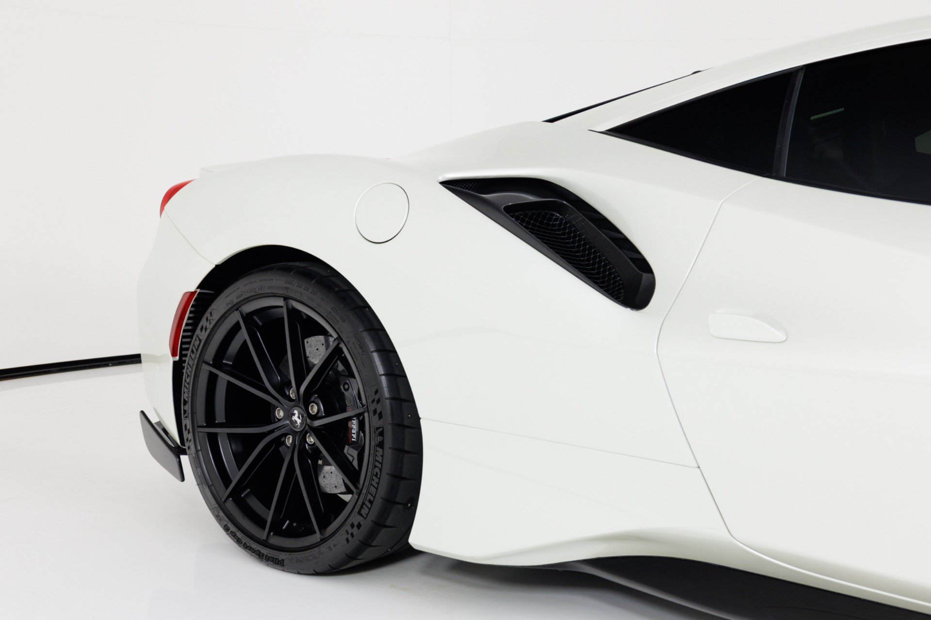 Used 2020 Ferrari 488 Pista Coupe RWD image 66