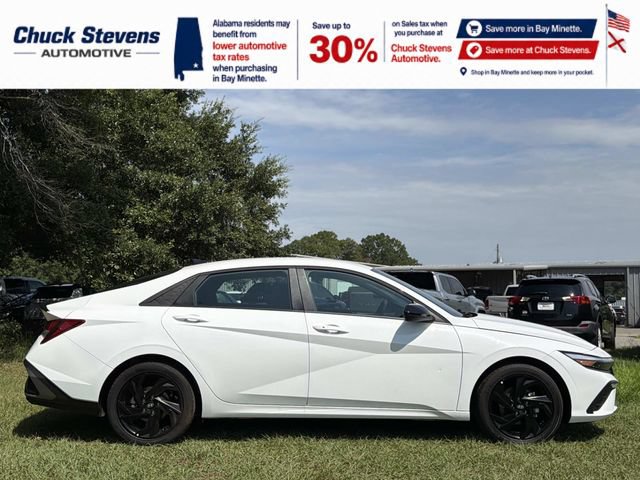 Used 2026 Hyundai Elantra Sport FWD image 5
