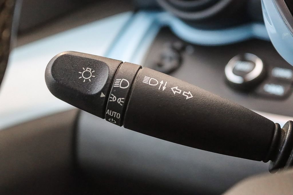 Used 2015 Chevrolet Spark LT image 51