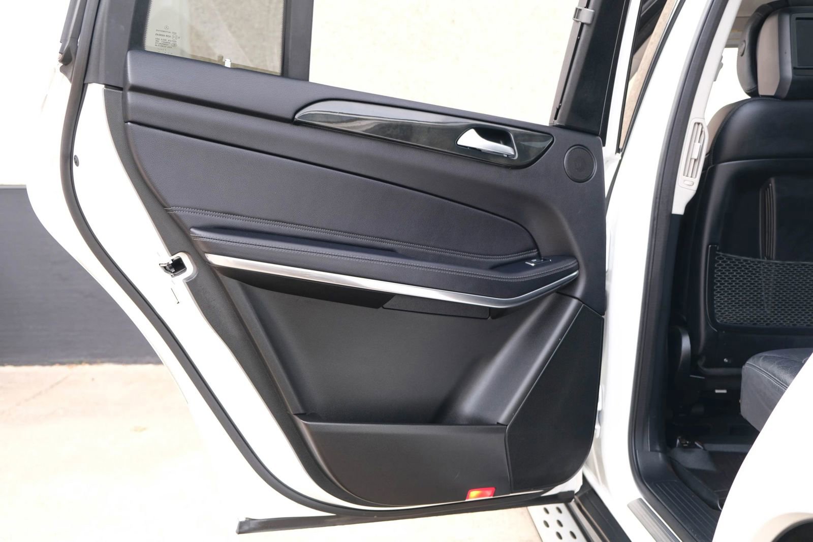 Used 2018 Mercedes-Benz GLS 550 GLS 550 4MATIC Sport Utility 4 w/ Driver Assistance Package image 25