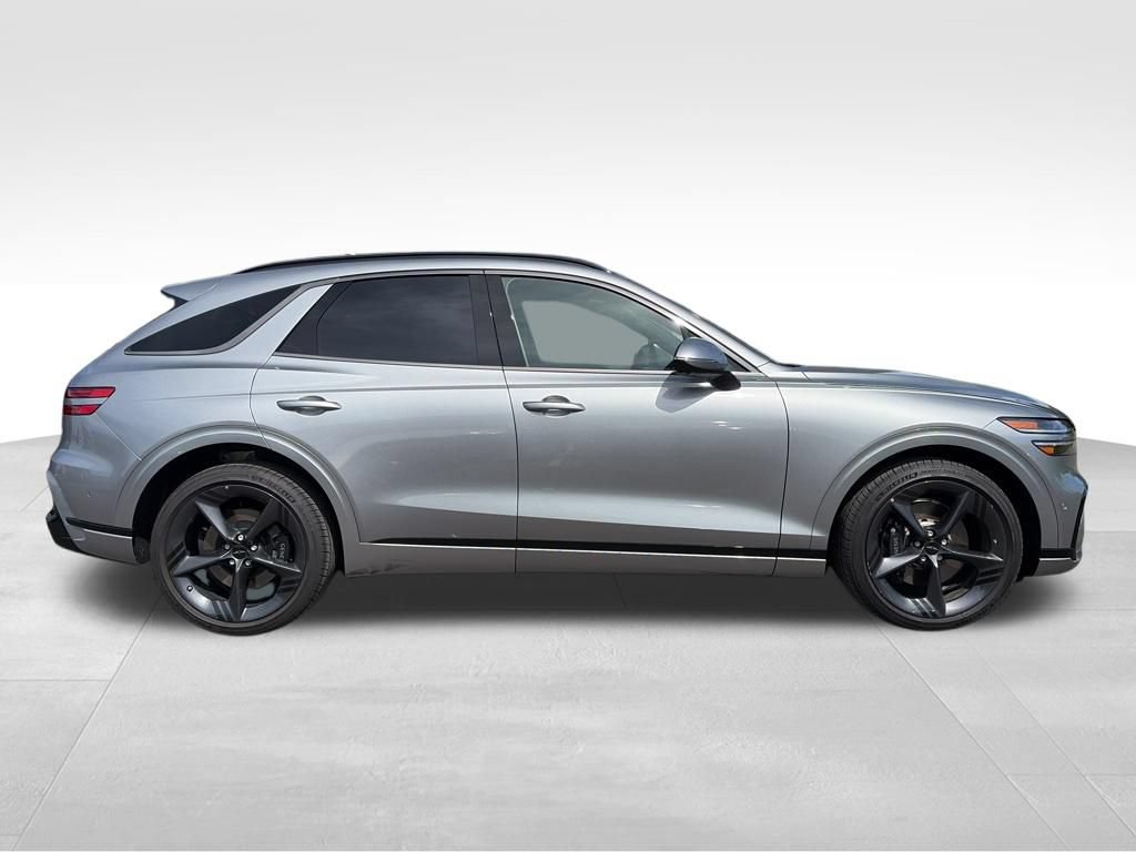 Certified 2026 Genesis GV70 2.5T Sport Prestige AWD/4WD image 2