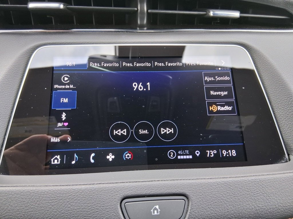 Used 2023 Cadillac XT4 Sport image 13