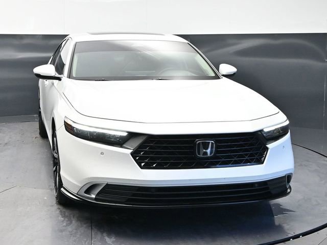 Used 2024 Honda Accord Touring video 2