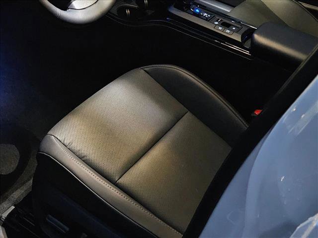 New 2026 Toyota Prius Limited FWD image 4